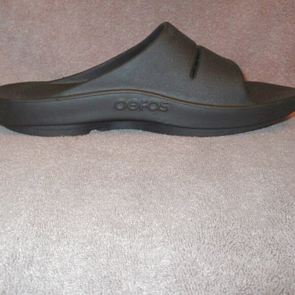 OOFOS OOahh SPORT Recovery Size 12 SANDALS Comfort FOAM Arch SLIP ON Beach SLIDE - Picture 3 of 9